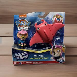 Paw Patrol Aqua Pups Skye and Manta Ray Action Figure Set Spin Master Toy